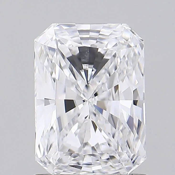 5.00ct Radiant Lab Grown Diamond (Colour F, Clarity VVS1, IGI Certified)