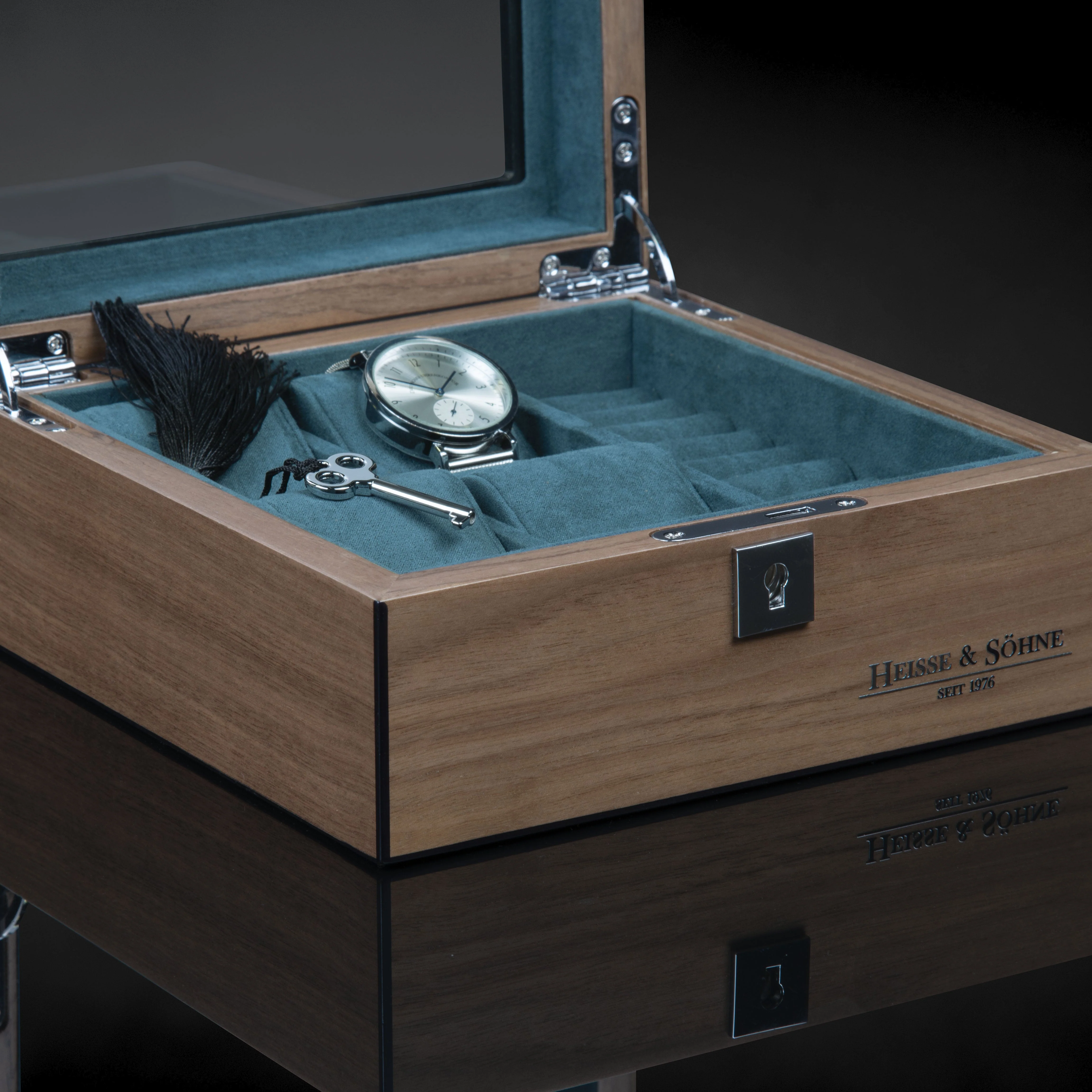 Borneaux 4+ Watches Walnut Box - Image 3