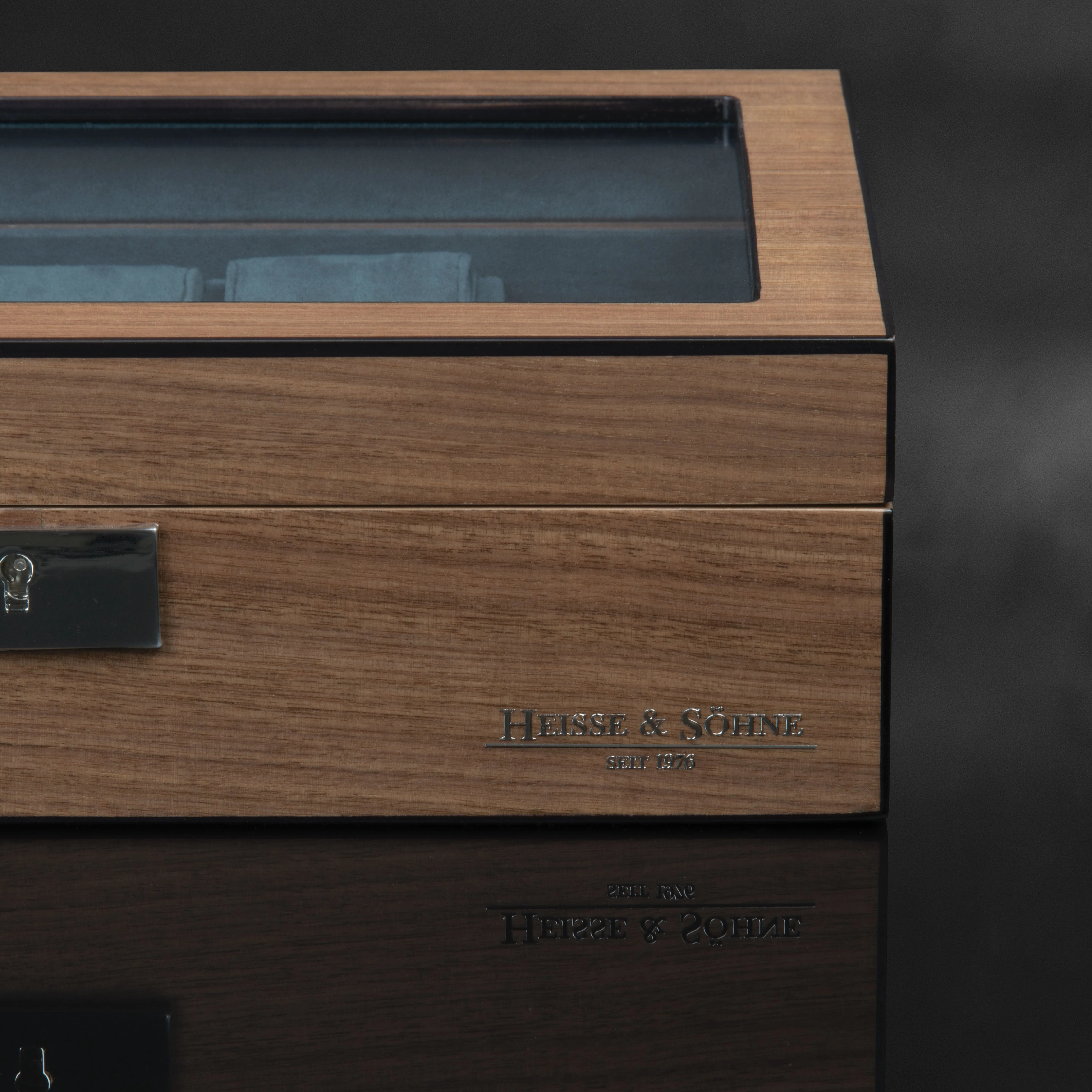 Borneaux 8+ Watches Walnut Box - Image 4