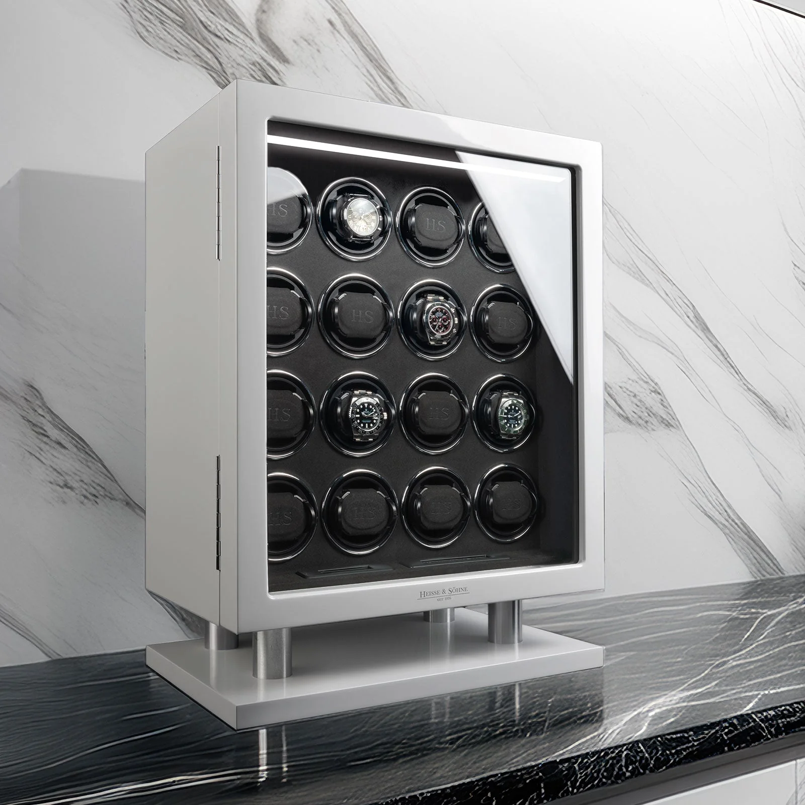 Collector White and Black 16 Watches - Image 3