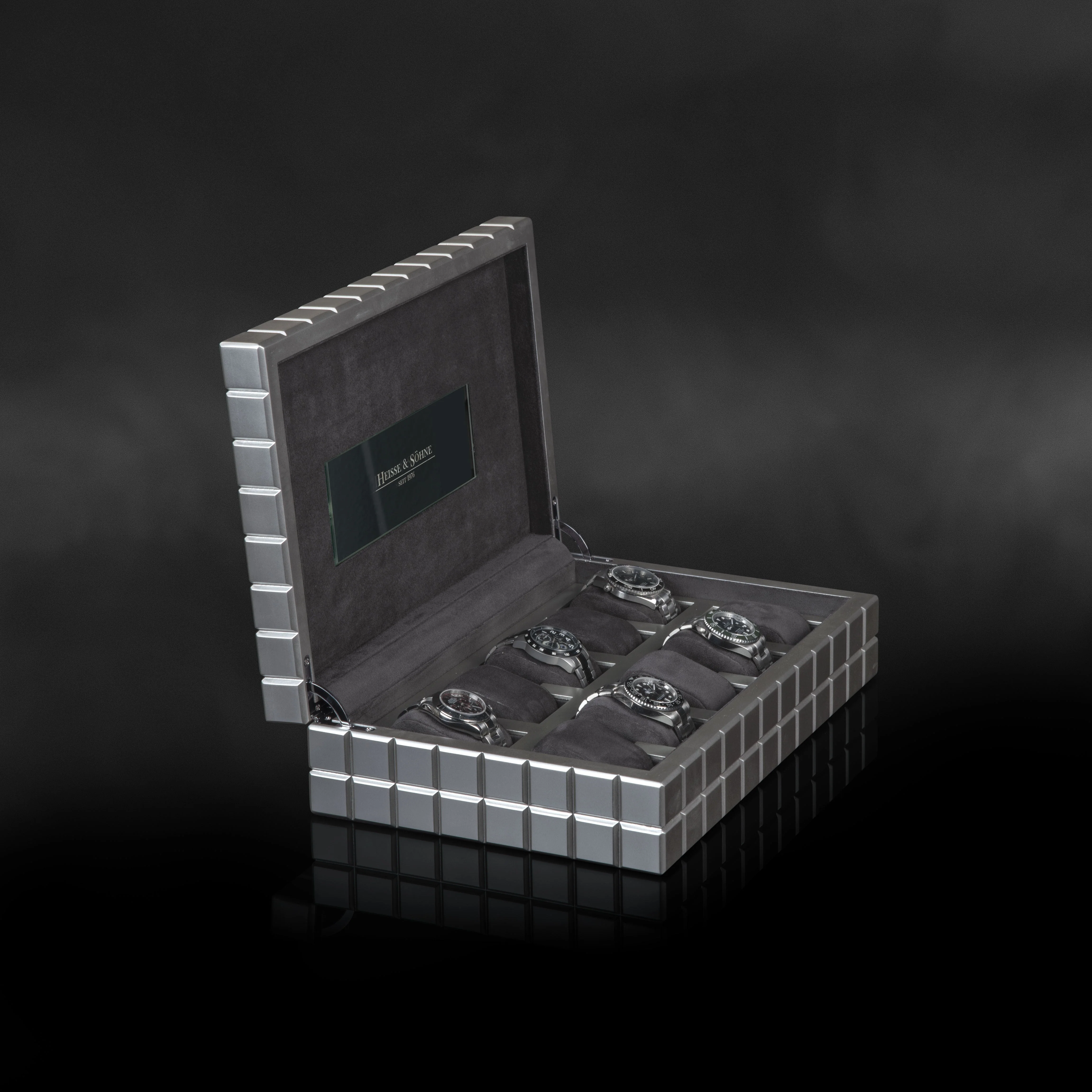 Dover 10 Watches Silver Box - Image 4