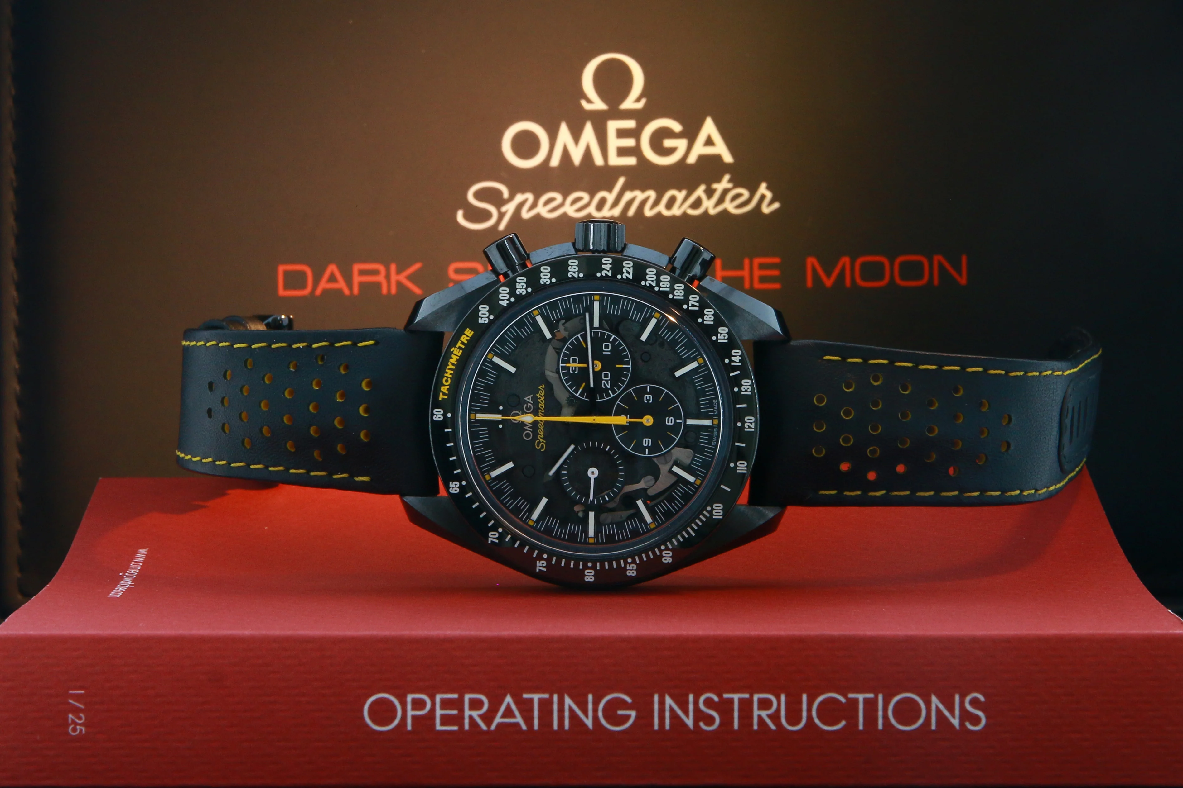 OMEGA SPEEDMASTER DARK SIDE OF THE MOON APOLLO 8 EDITION (2024 BP) #31192443001001 - Image 5