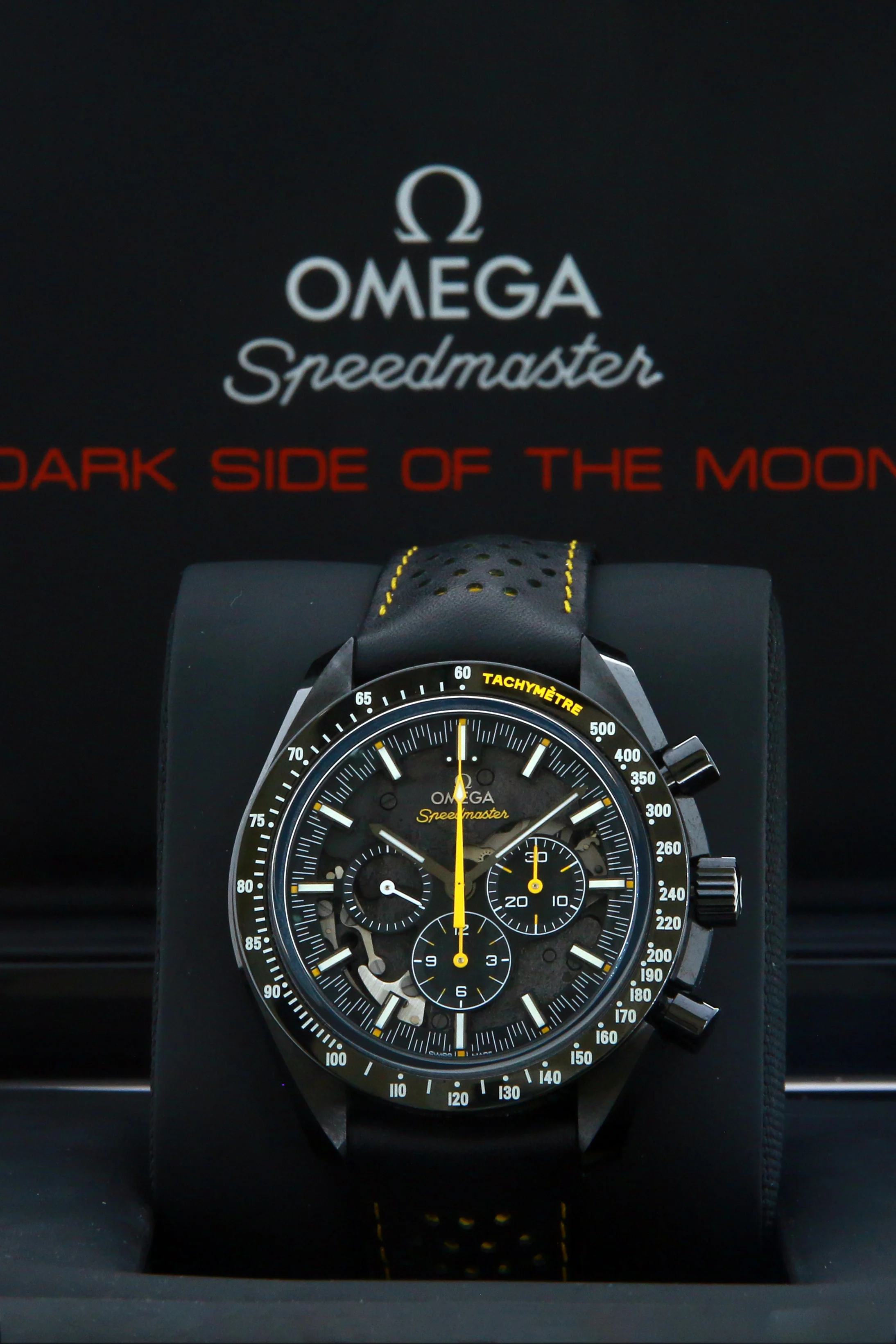 OMEGA SPEEDMASTER DARK SIDE OF THE MOON APOLLO 8 EDITION (2024 BP) #31192443001001 - Image 7