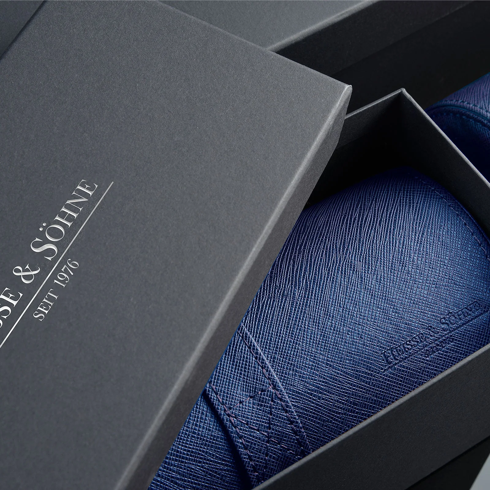 Rondo 5 Watch Roll Blue - Image 7