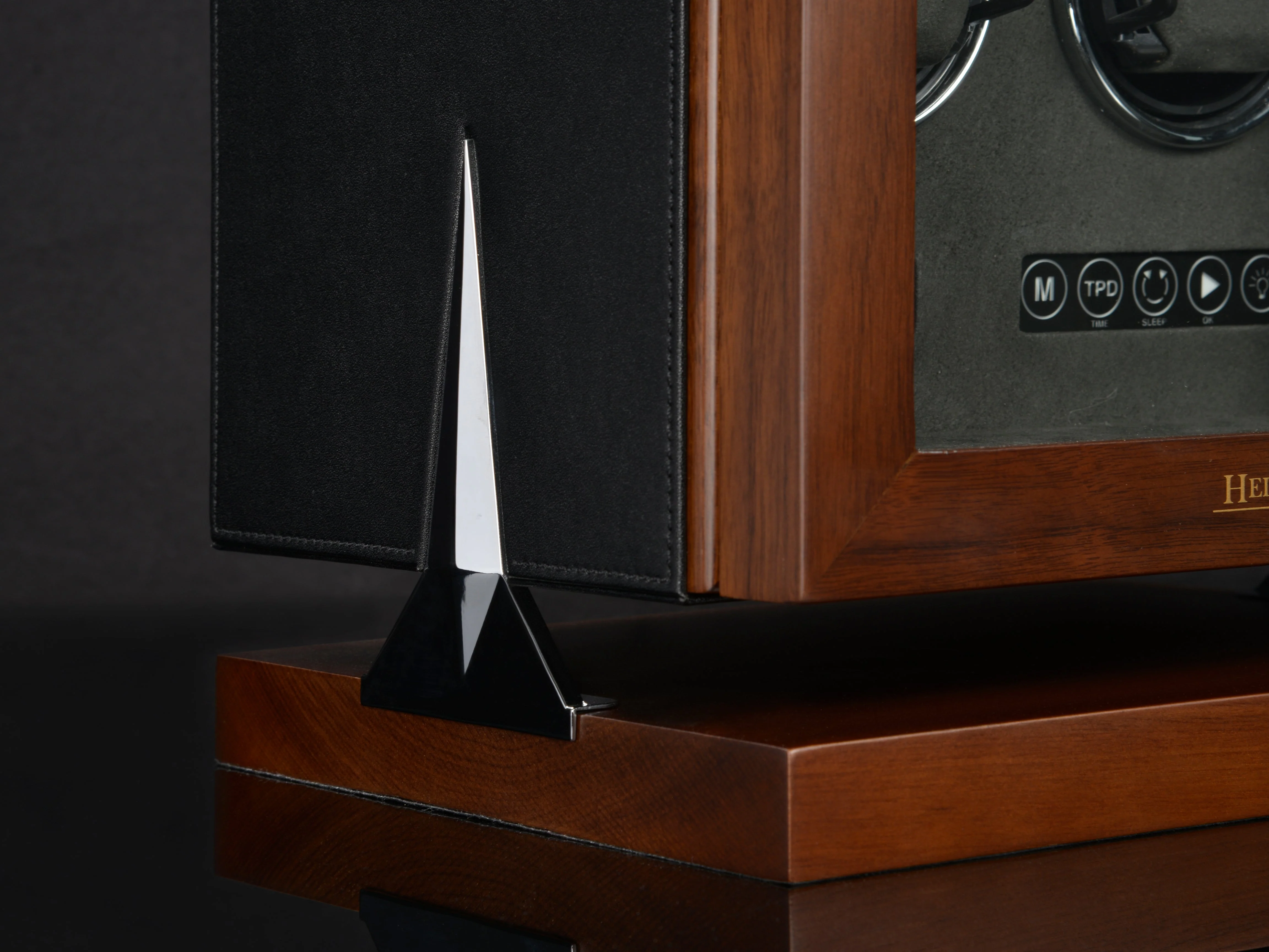 Triton Walnut & Black 8 Watches - Image 8