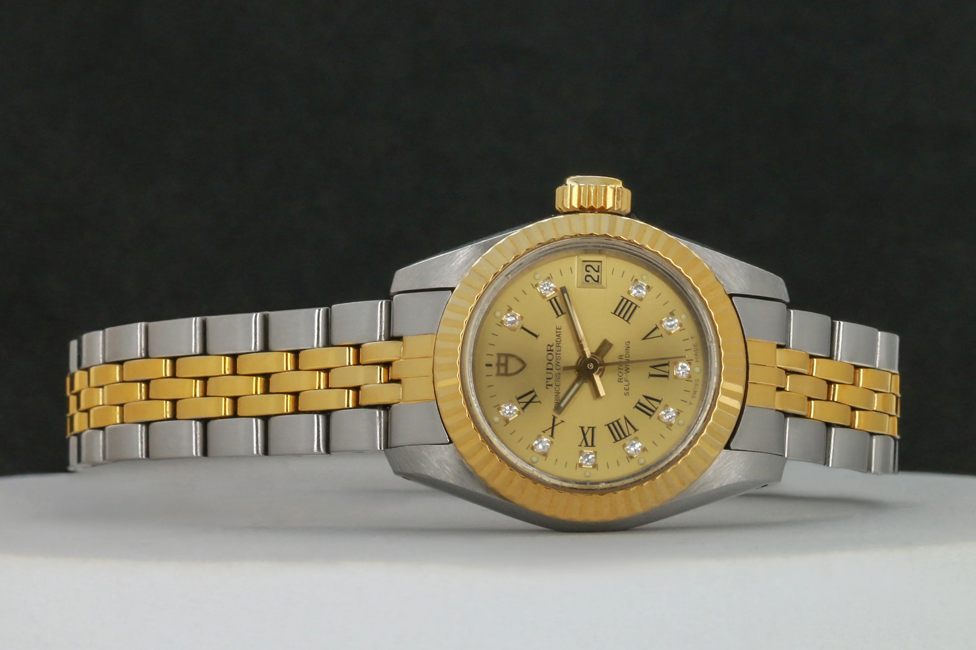TUDOR PRINCESS DATE (1996 BP) #92513 - Image 2