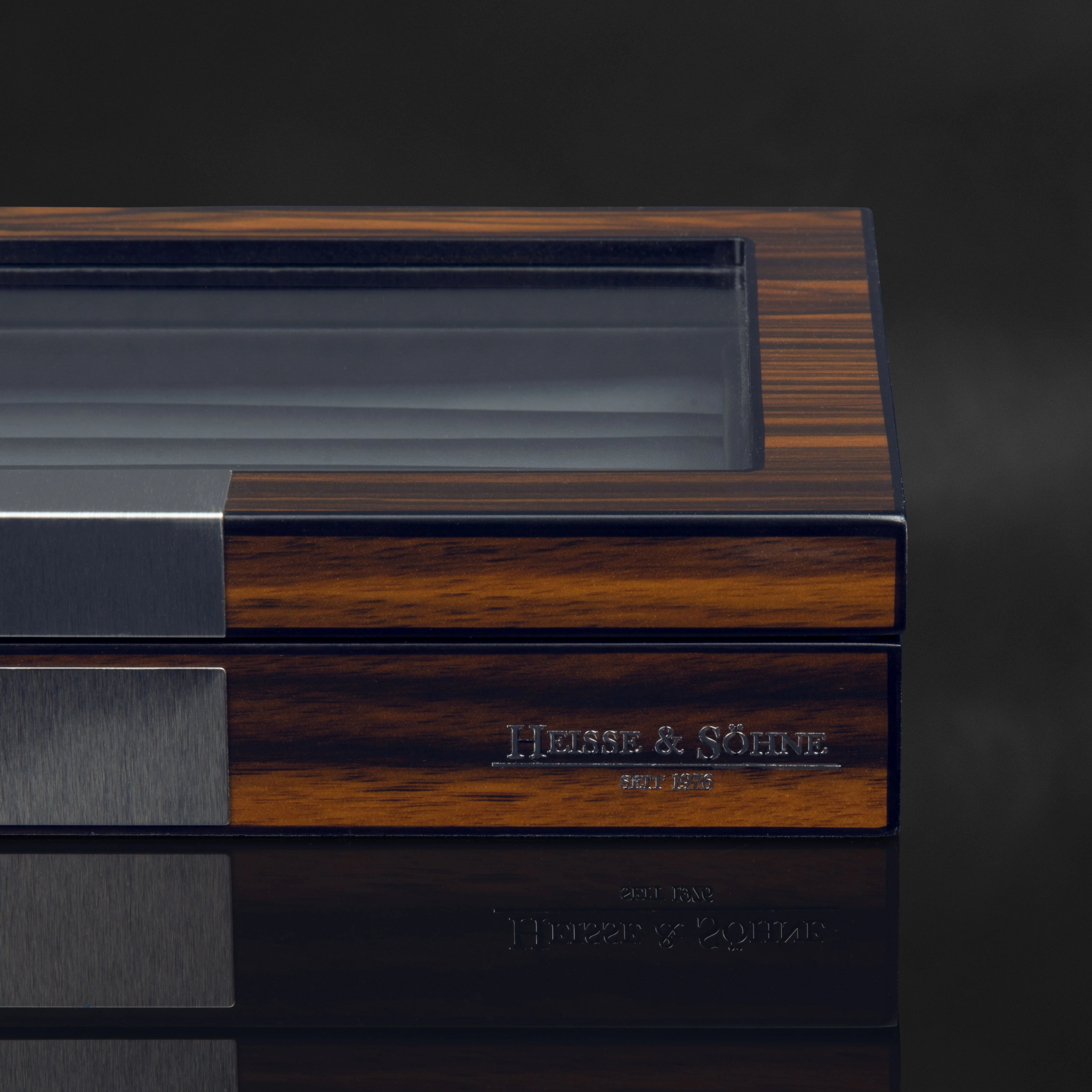 Vegas Cuffs and Rings Wood Box - Image 3