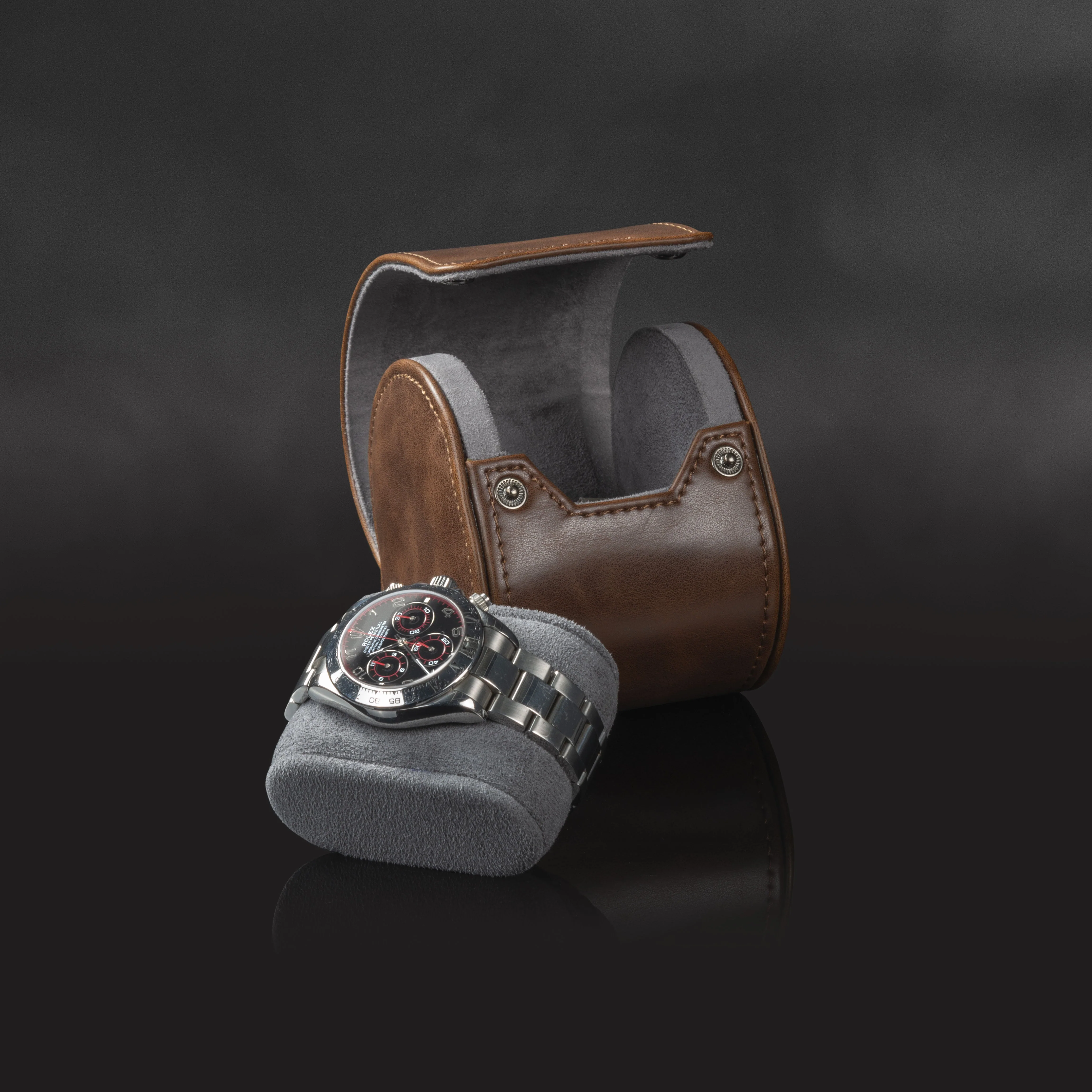 Vintage Single Watch Roll Brown - Image 5